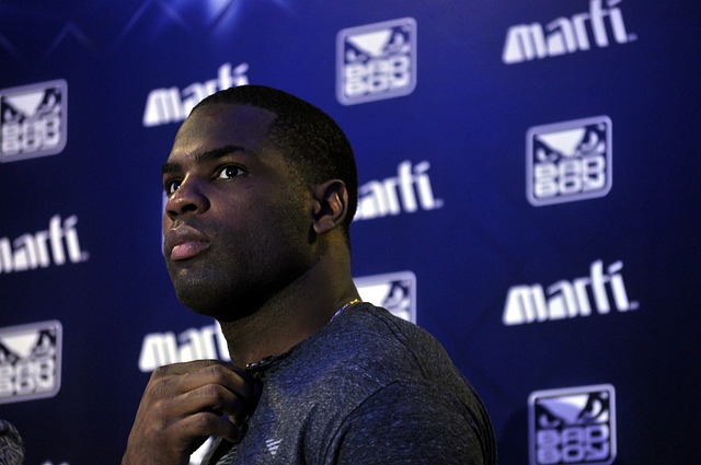 有不俗的手 有不俗的手