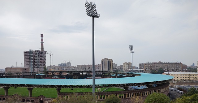 内马尔在巴西能评第几？毛剑卿：大概第七、第八.